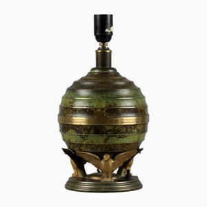 Art Deco Tischlampe aus patinierter Bronze mit Adler, die Globus hält, Frankreich, 1940er