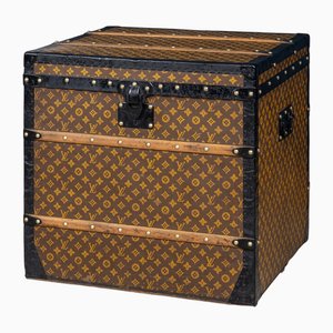 Baule antico del XX secolo in tela con monogramma di Louis Vuitton, Parigi, inizio XX secolo