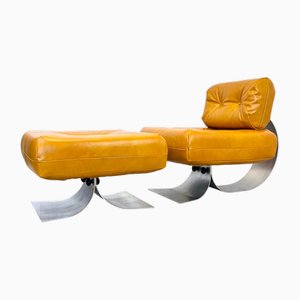 High Armchair by Oscar Niemeyer for Mobilier International