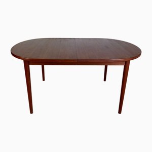 Mesa de comedor ovalada de teca de dos hojas de Nils Jonsson para Troeds, años 60