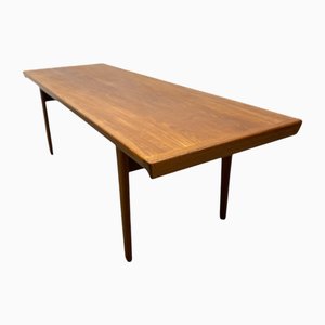 Dänischer Couchtisch von Peter Hvidt, 1960
