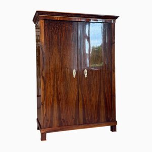 Armario Biedermeier antiguo de pino
