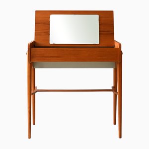 Skandinavischer Teak Frisiertisch mit Spiegel, 1960er