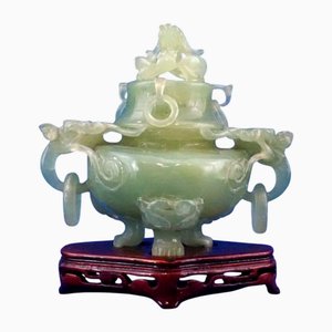 Jade Weihrauchbrenner mit Holzsockel, 20. Jh., China