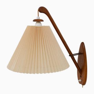 Dänische Mid-Century Wandlampe von Lyfa, 1950er