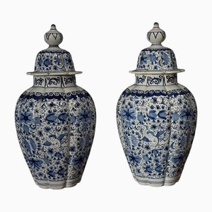 Lidded Pots with Angel and Floral Decoration from Delft, 19th Century, Set of 2