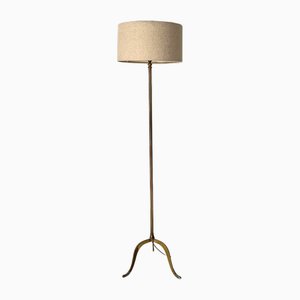 Mid-Century Brass Reeded Floor Lamp with Arched Tripod Feet, France, 1950s