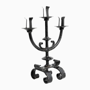 Candelabro de metal de principios del siglo XX