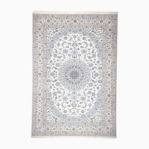 Middle Eastern Nain Rug in Hand-Knotted Wool with Floral Pattern