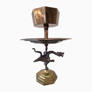 Fuente de servicio antigua de bronce