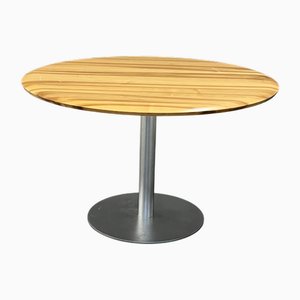 Tavolo da pranzo in alluminio e legno