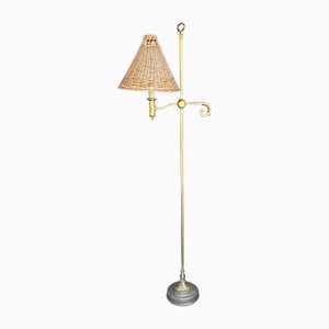 Spanische Stehlampe aus patiniertem Messing mit Kerzenleuchter, 1950er