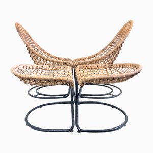 Sessel und Fußhocker aus Rattan, 1960er, 4 . Set