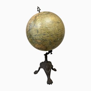 Globo terráqueo antiguo de Lebegue, década de 1900