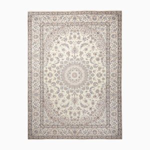 Nain Floral Pattern Rug