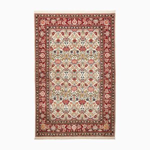 Handgeknüpfter Isfahan Teppich im Nahen Osten