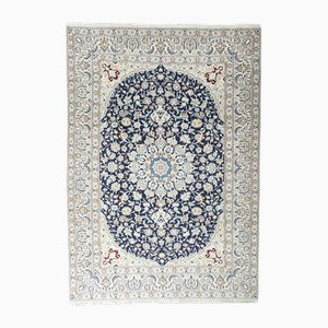 Handgeknüpfter Nain 9la Teppich mit Seidenanteil