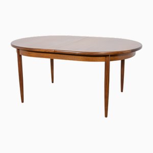 Mid-Century Modern Oval Dining Table in Teak from G-Plan, 1960s