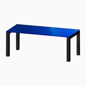 Anhelo Dining Table in Blue Gloss Lacquer by Moanne