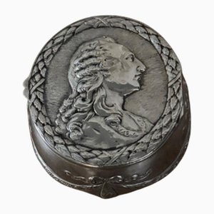Caja antigua de plata, década de 1700