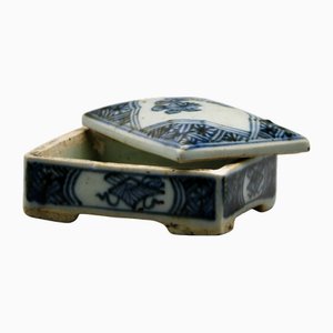 Antique Chinese Ceramic Box