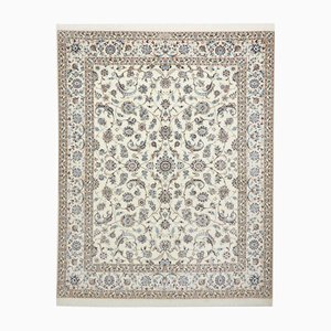 Nain Teppich mit Blumenmuster