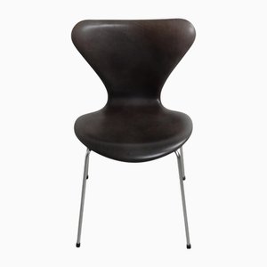 Seven Chairs in Patinated Black Anilin Leather by Arne Jacobsen, 2000s, Set of 4