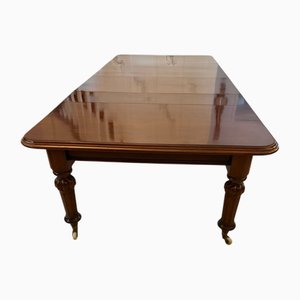 Large Antique Victorian Figured Extendable Dining Table in Mahogany, 1860s