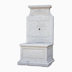 Giallo Distria Wall Fountain
