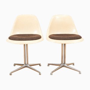 La Fonda Chair Chair Set in Chrome-Plated and Cast Aluminum Frame by Charles and Ray Eames for Vitra, 1961, Set of 2