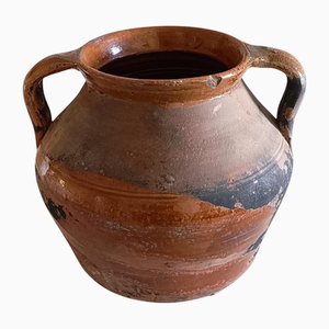 Olla de cuisine rustique en terre cuite avec patine