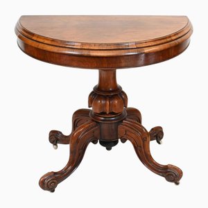 Table Victorienne en Noyer, 1860