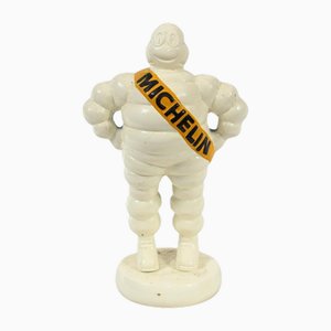 Statua Michelin in metallo