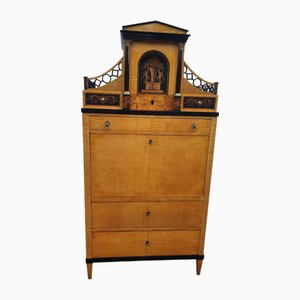 Klassizistischer Sekretär in Ahorn, 181