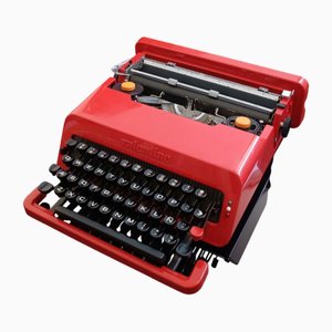 Machine à Écrire Valentine par E. Sottsass et P. King pour Olivetti, 1969