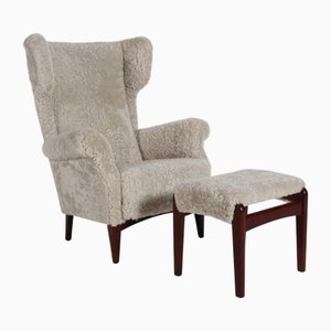 Ensemble de Fauteuils à Oreilles en Peau de Mouton Modèle FH 8023 avec Ottomane de Fritz Hansen, Danemark, 1950s