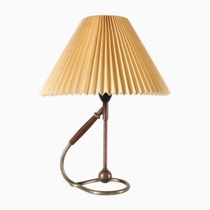 Frühe Tisch- und Wandlampe Modell 306 aus Messing mit Original Papierschirm von Kaare Klint, 1940er