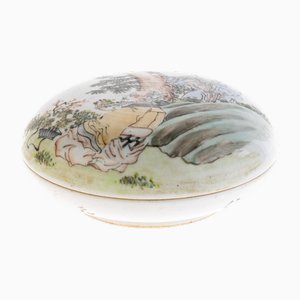 Antique Chinese Hand Painted Porcelain Ceramic Lidded Box