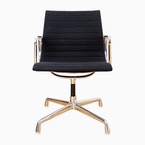 Chaise Pivotante EA 108 par Charles & Ray Eames pour Herman Miller