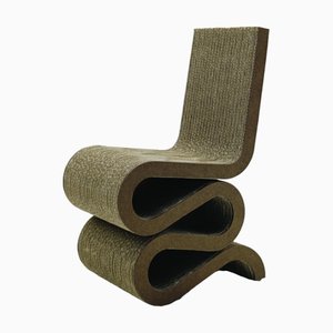 Sedia Wiggle in miniatura di Frank Gehry per Vitra, 1972