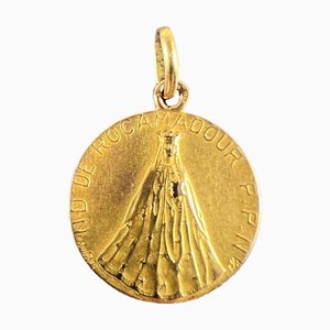 French Notre Dame de Rocamadour Virgin Mary Medal Charm in 18 Karat Yellow Gold, 1890s