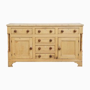 Englisches Sideboard aus Kiefernholz