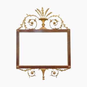 Espejo estilo barroco italiano tallado y dorado, años 20
