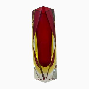 Jarrón de cristal de Murano Sommerso facetado de Flavio Poli, años 70
