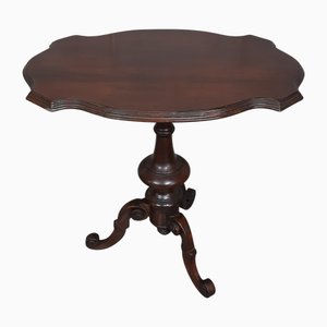 Tavolino da tè antico in legno in stile vittoriano, anni '40