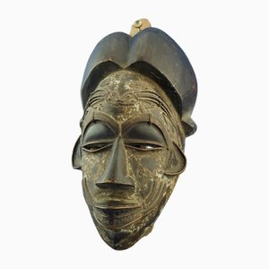Máscara tribal de wengué y cobre del siglo XX, tribu Tikar de Camerún, África