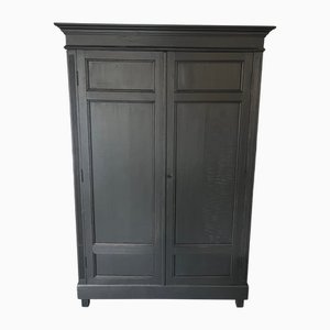 Grande Armoire en Bois Noire