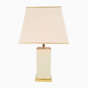 Lámpara de mesa vintage de latón en crema de Maison Charles, años 70