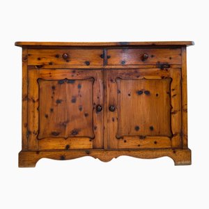 Aparador suizo de pino, años 70