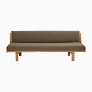 Sofá cama GE-258 de Hans J. Wegner para Getama, Dinamarca, años 50